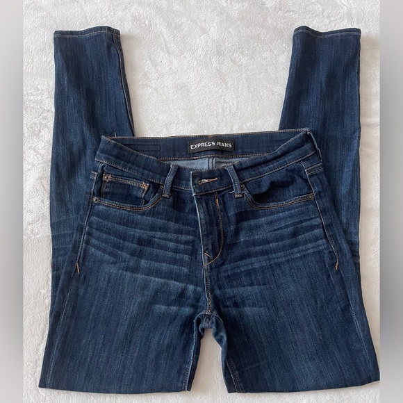 Guess Jeans - Dark Wash - Picture 2 of 3